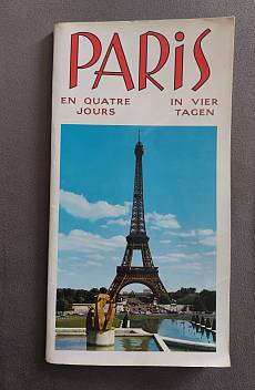 Книга Paris en quatre jours