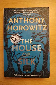 Книга The house of silk