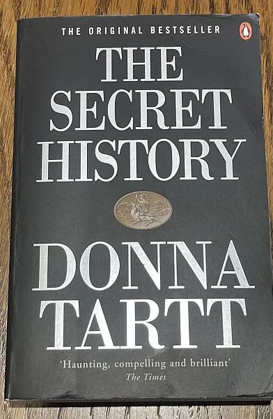 Книга THE SECRET HISTORY
