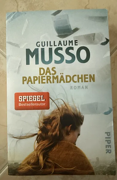 Книга Das Papiermädchen