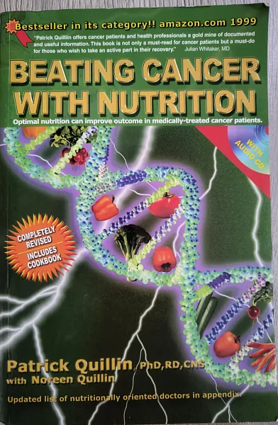 Книга Beating Cancer with nutrition