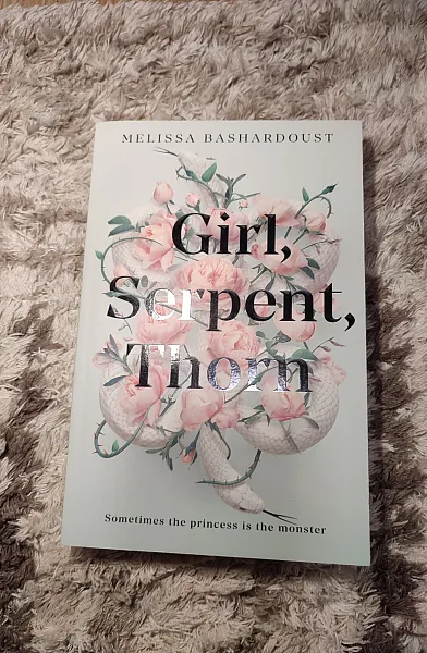 Книга Girl, Serpent, Thorn