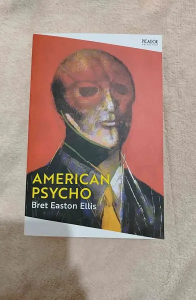 Книга American Psycho