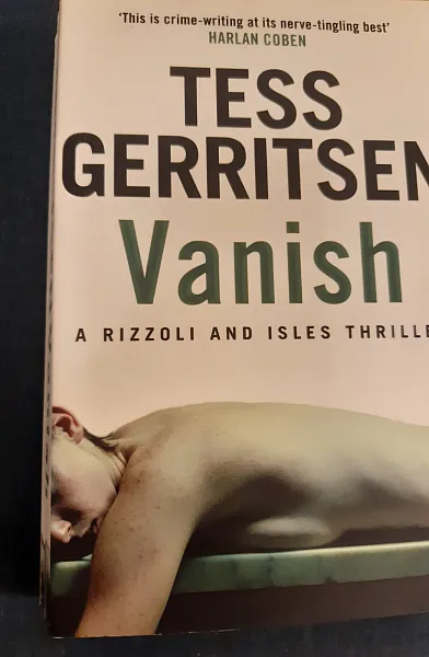 Книга Vanish
