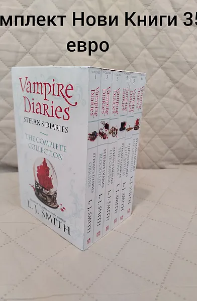 Книга Vampire Diaries box set