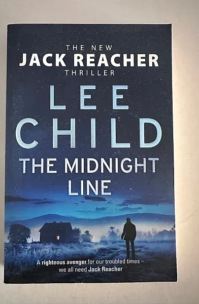 Книга The Midnight Line